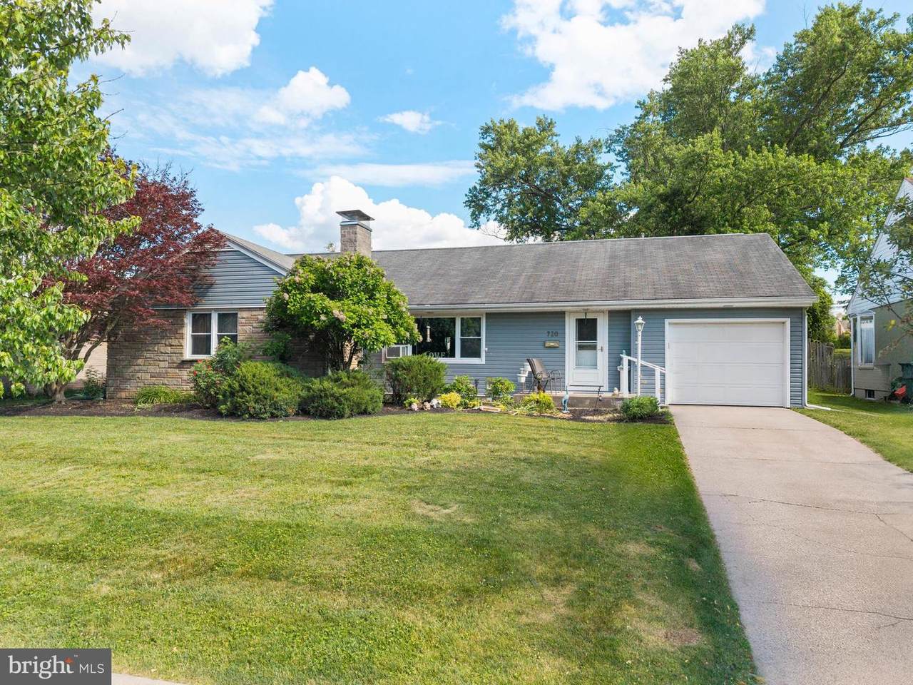 720 High Street - Photo 1