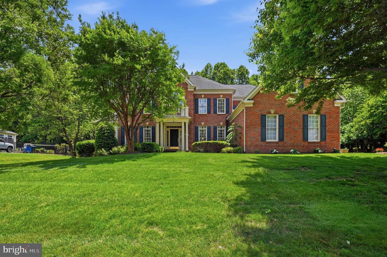 11693 Caris Glenne Drive - Photo 1