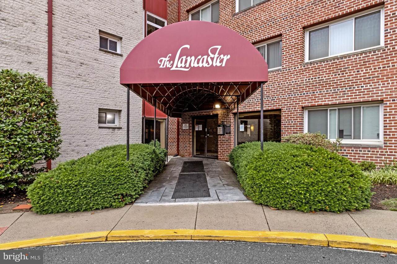 1830 Columbia Pike - Photo 1