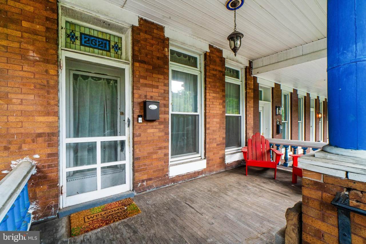2621 Calvert Street - Photo 1
