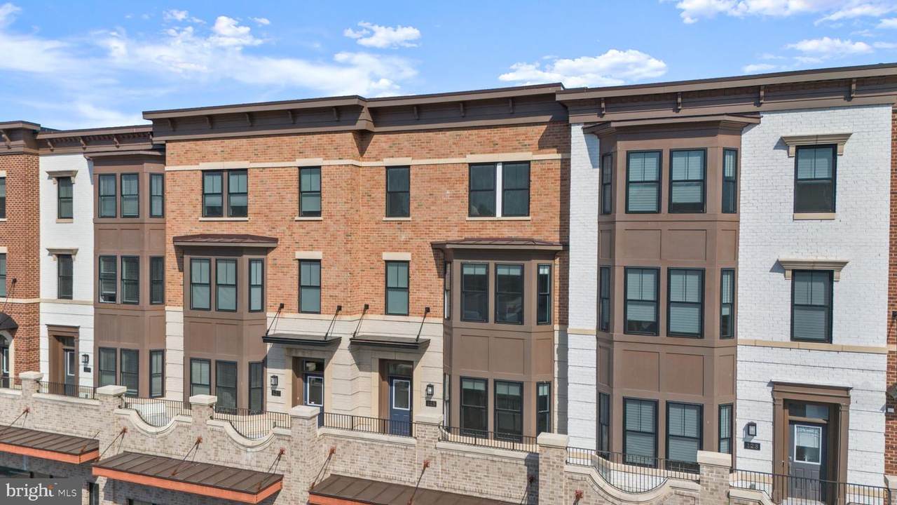 125 Market Square - Photo 1