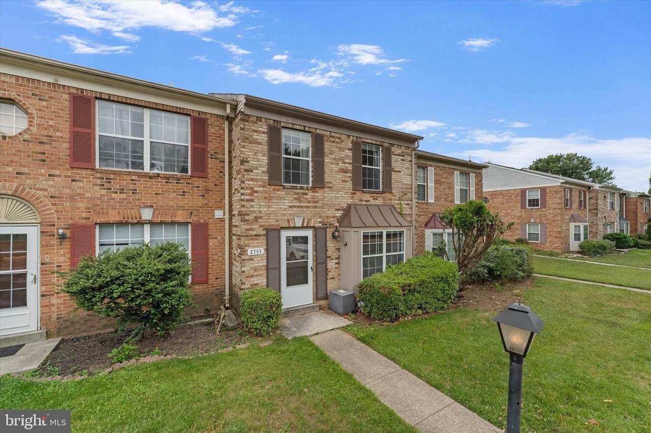 2753 Bixby Road - Photo 1