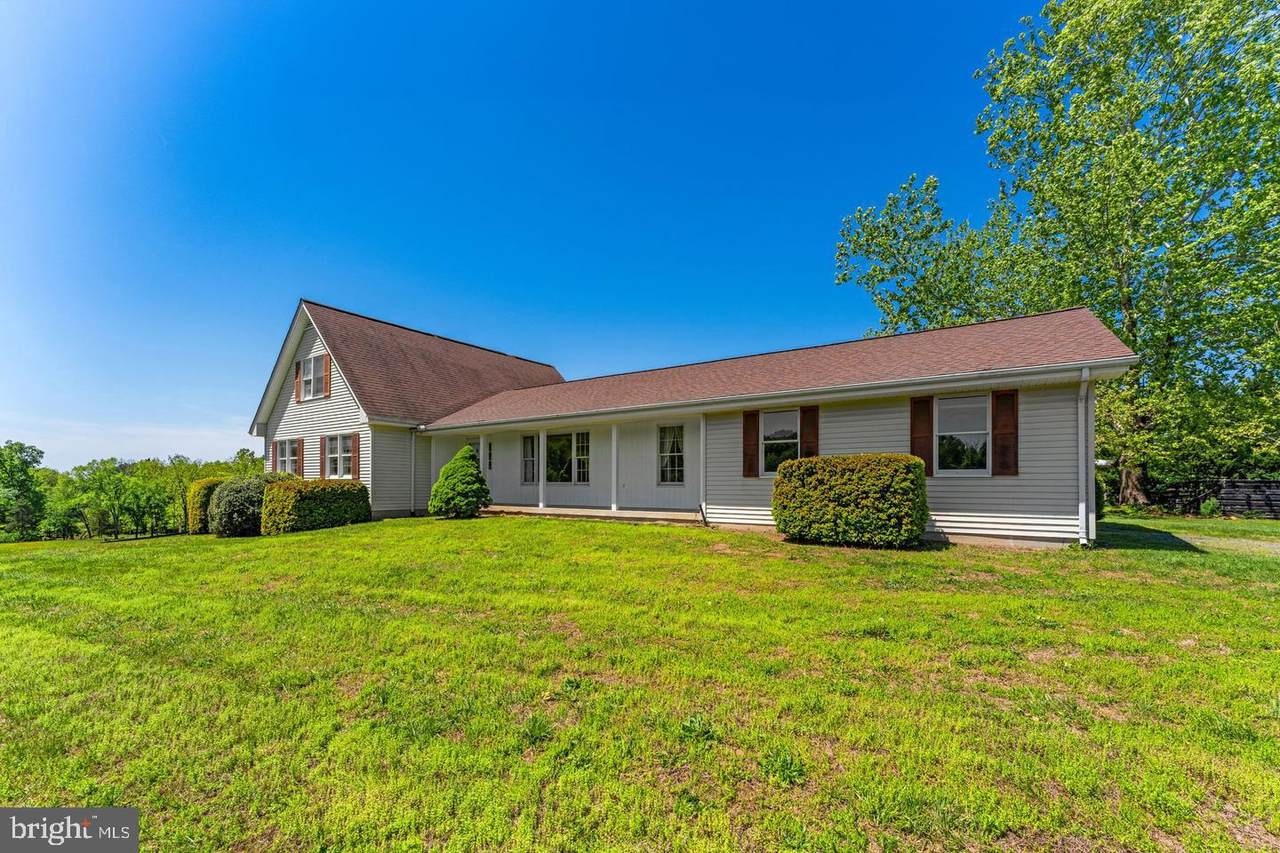 40297 Braddock Road - Photo 1