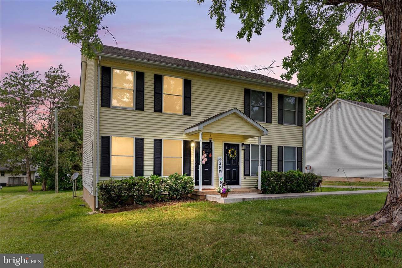 208 Rappahannock Street - Photo 1