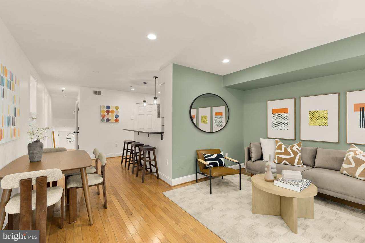 2432 Ontario Road - Photo 1
