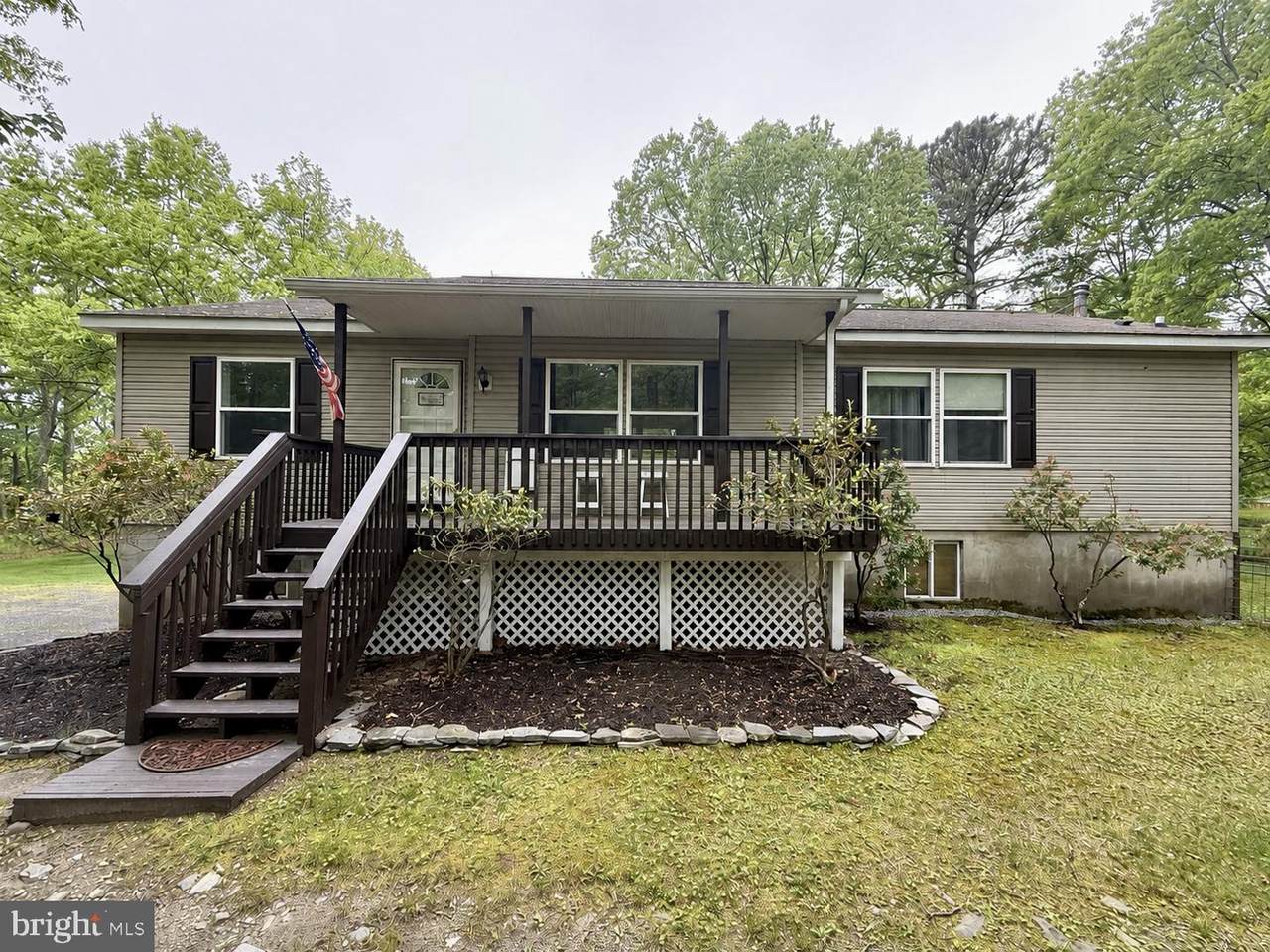 105 Hill Terrace - Photo 1