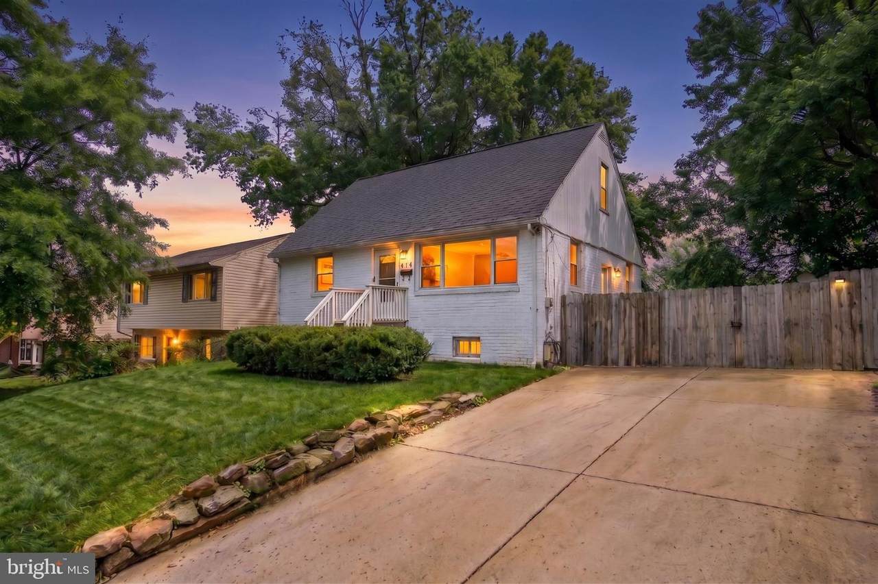 614 Larchmont Avenue - Photo 1