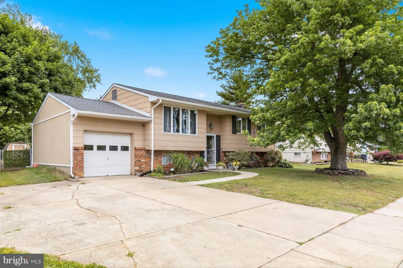 113 Howard Drive - Photo 1