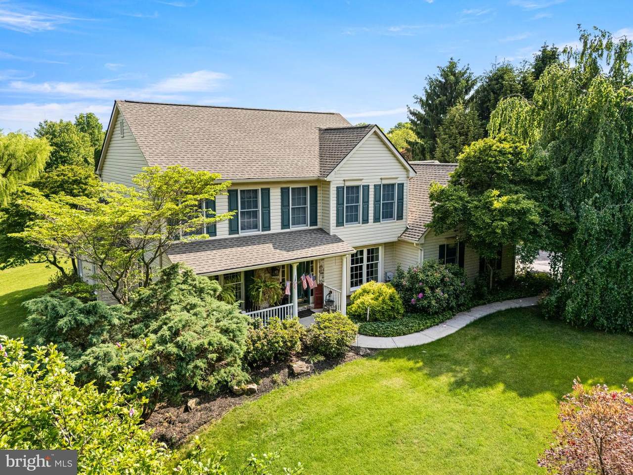 44 Red Oak Drive - Photo 1