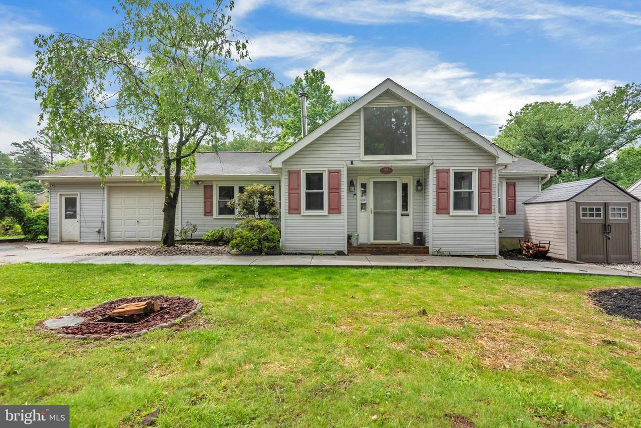 601 Alvin Avenue - Photo 1