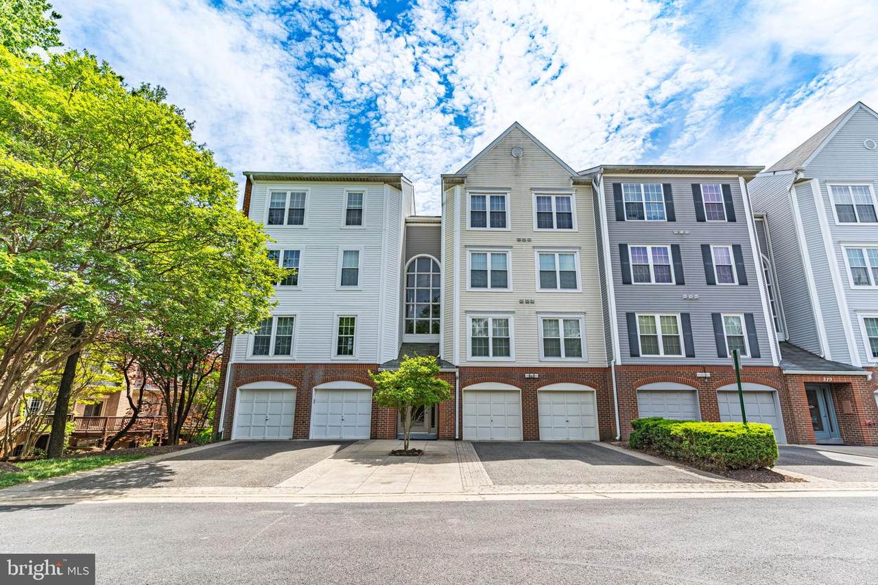 273 Pickett Street - Photo 1
