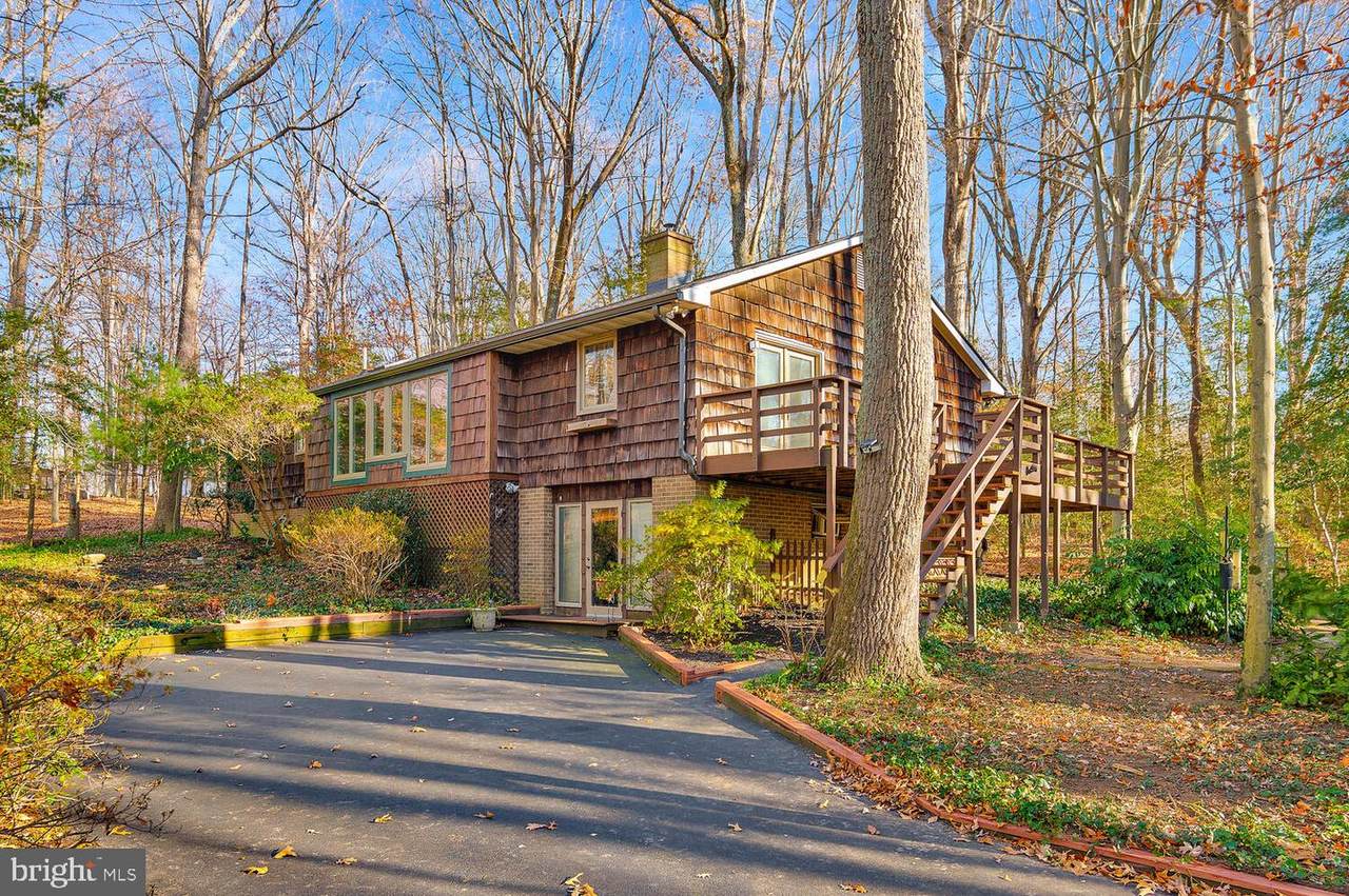 111 Autumn Court - Photo 1