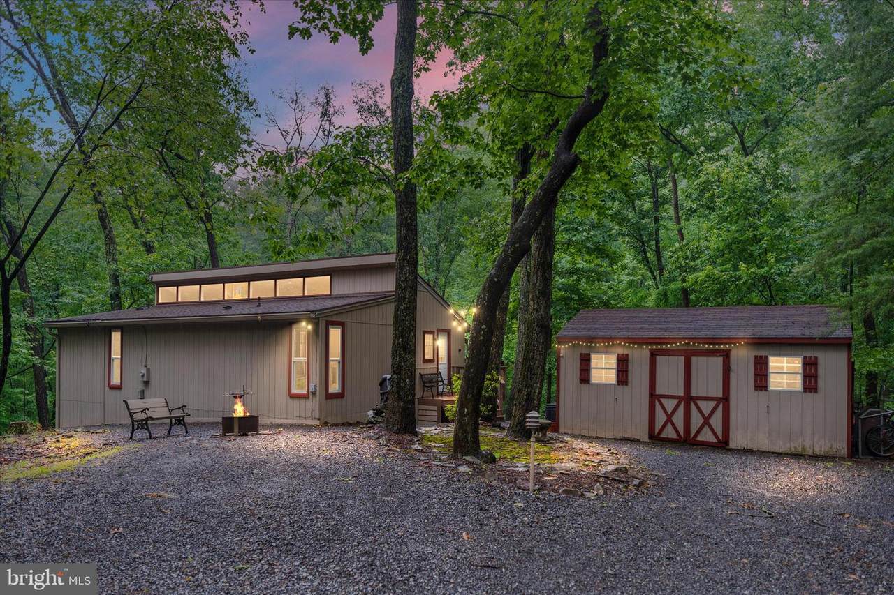 211 Cayuga Trail - Photo 1