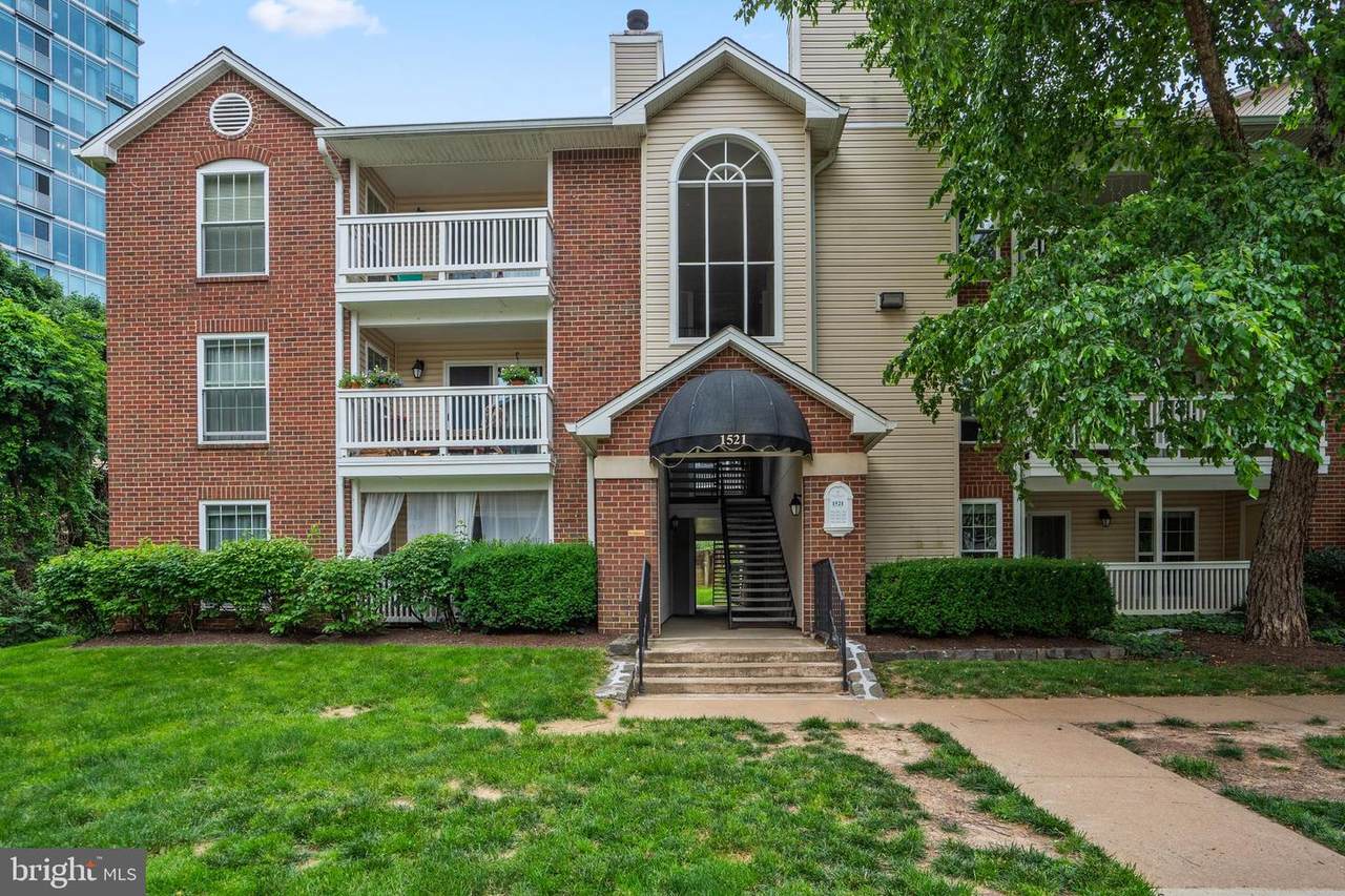 1521 Lincoln Way - Photo 1