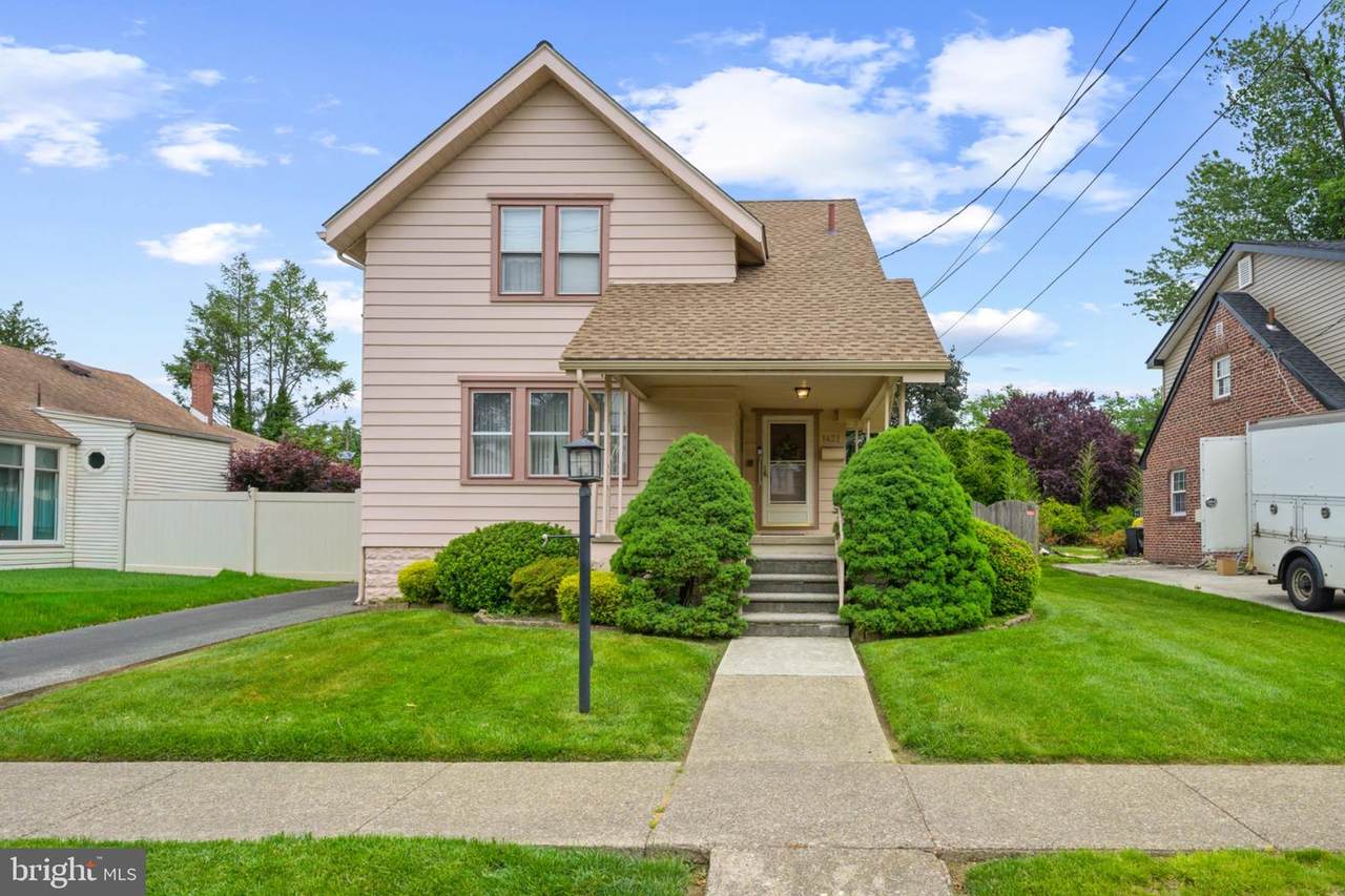 1421 Maple Avenue - Photo 1