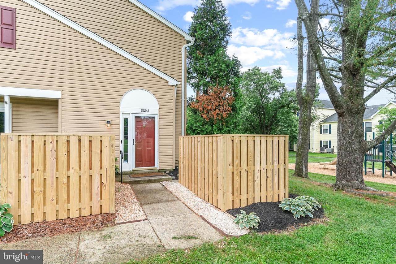 18242 Rolling Meadow Way - Photo 1