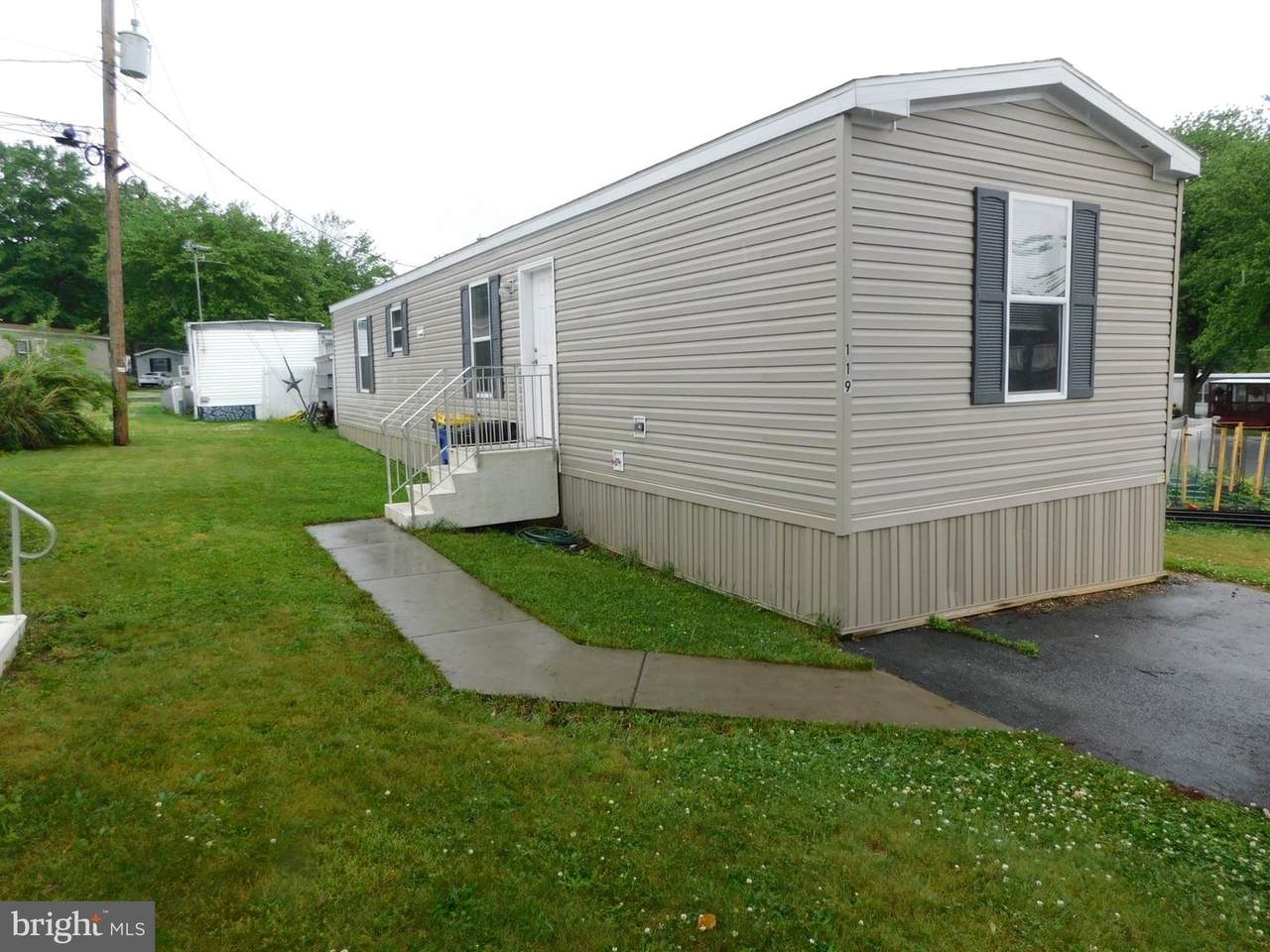 119 Meadow Lane - Photo 1
