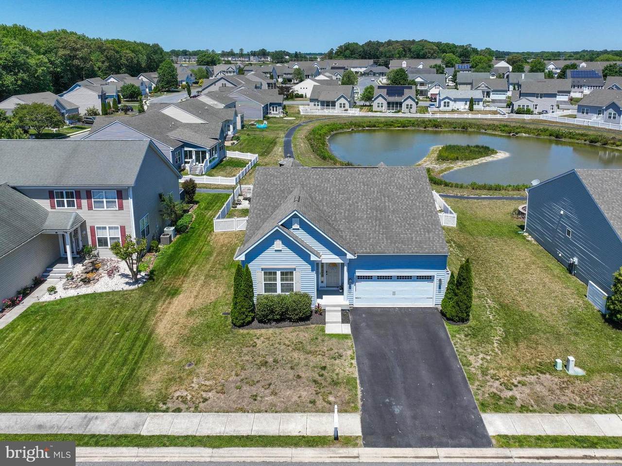 422 Tunbridge Court - Photo 1