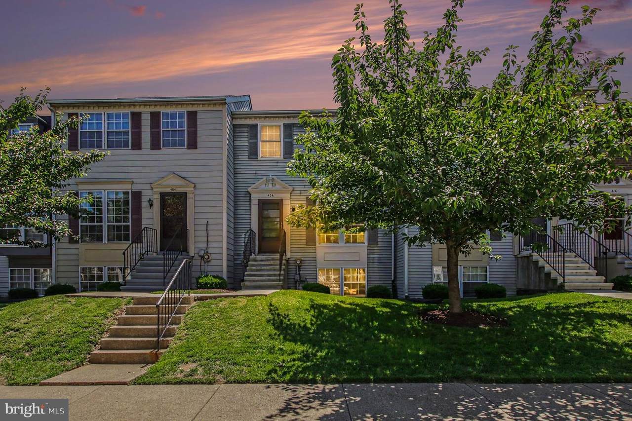 406 Terry Court - Photo 1