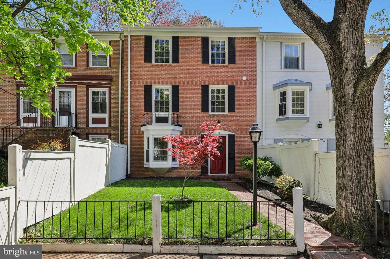 4321 Gramercy Circle - Photo 1