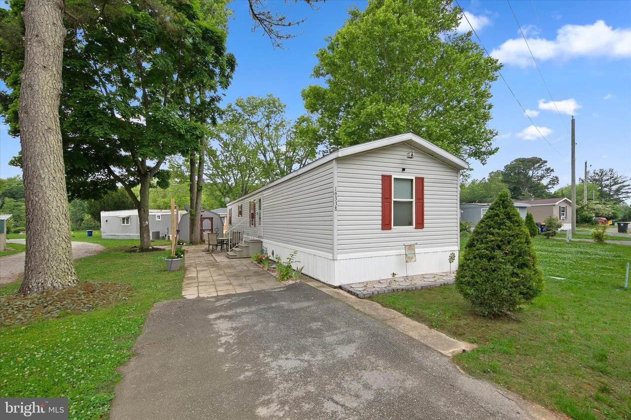 16338 Grandview Street - Photo 1
