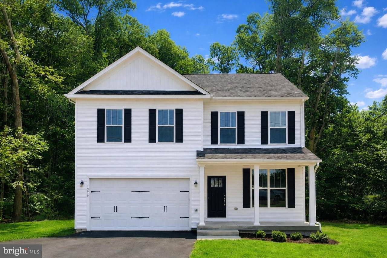 32 Virginia Avenue - Photo 1