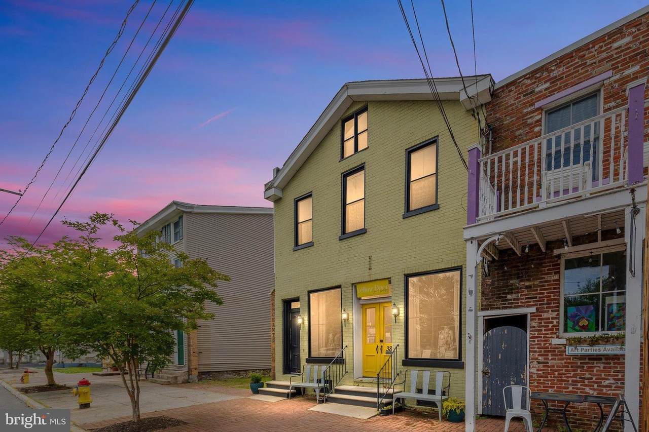 38 Clinton Street - Photo 1