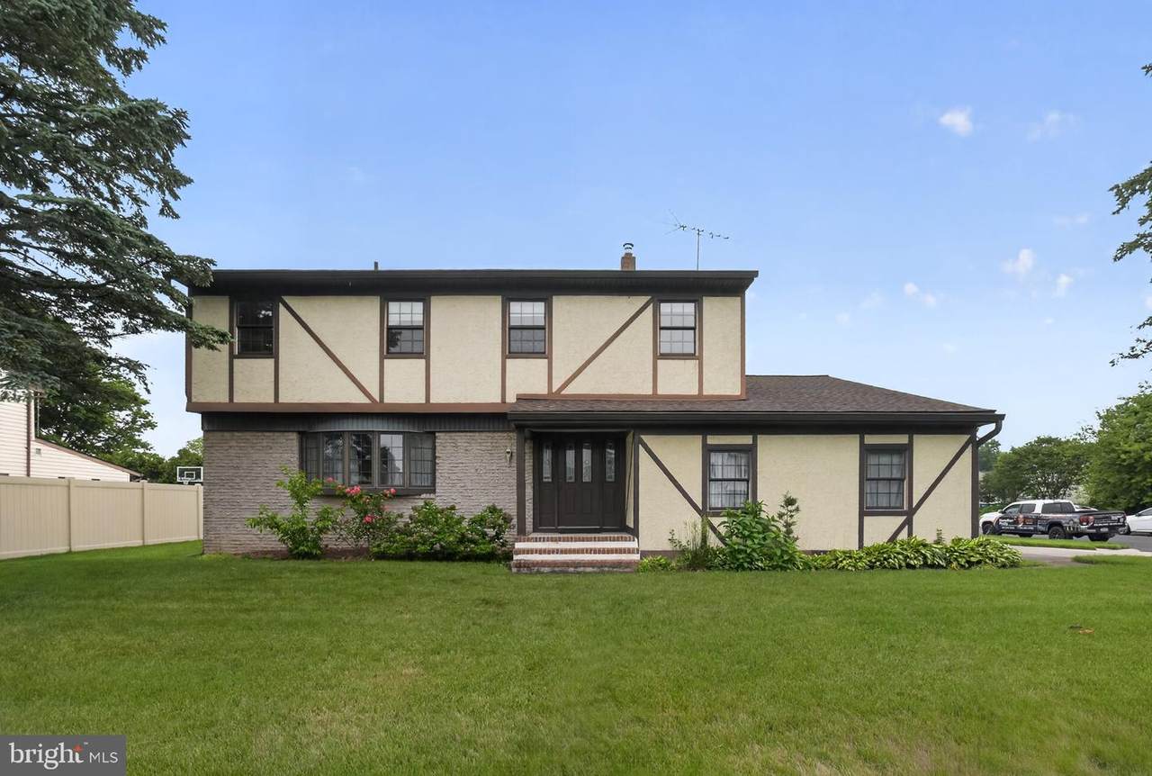 95 Taylor Drive - Photo 1