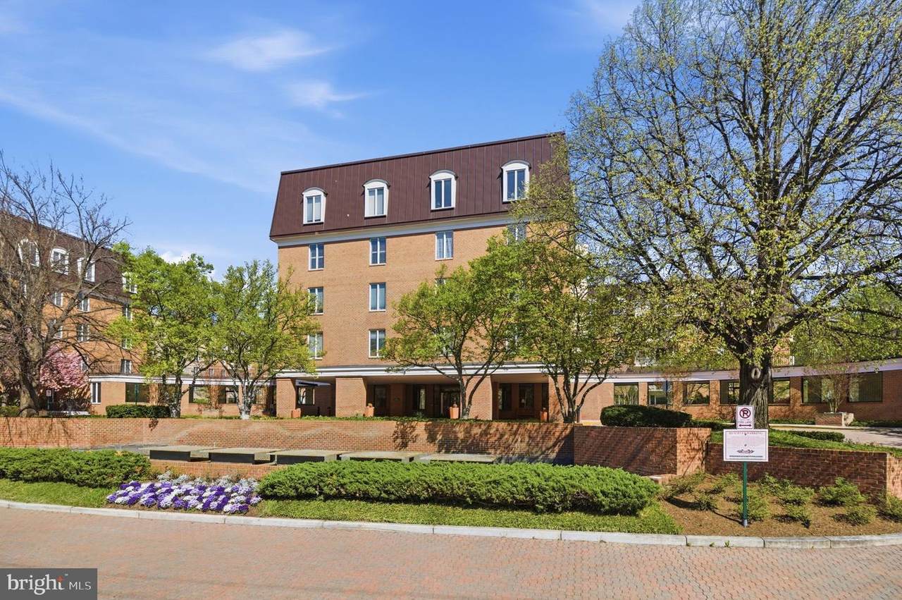 8101 Connecticut Avenue - Photo 1