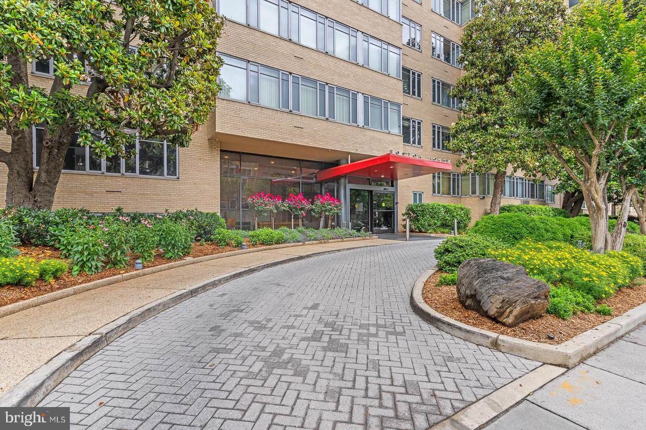 1711 Massachusetts Avenue - Photo 1