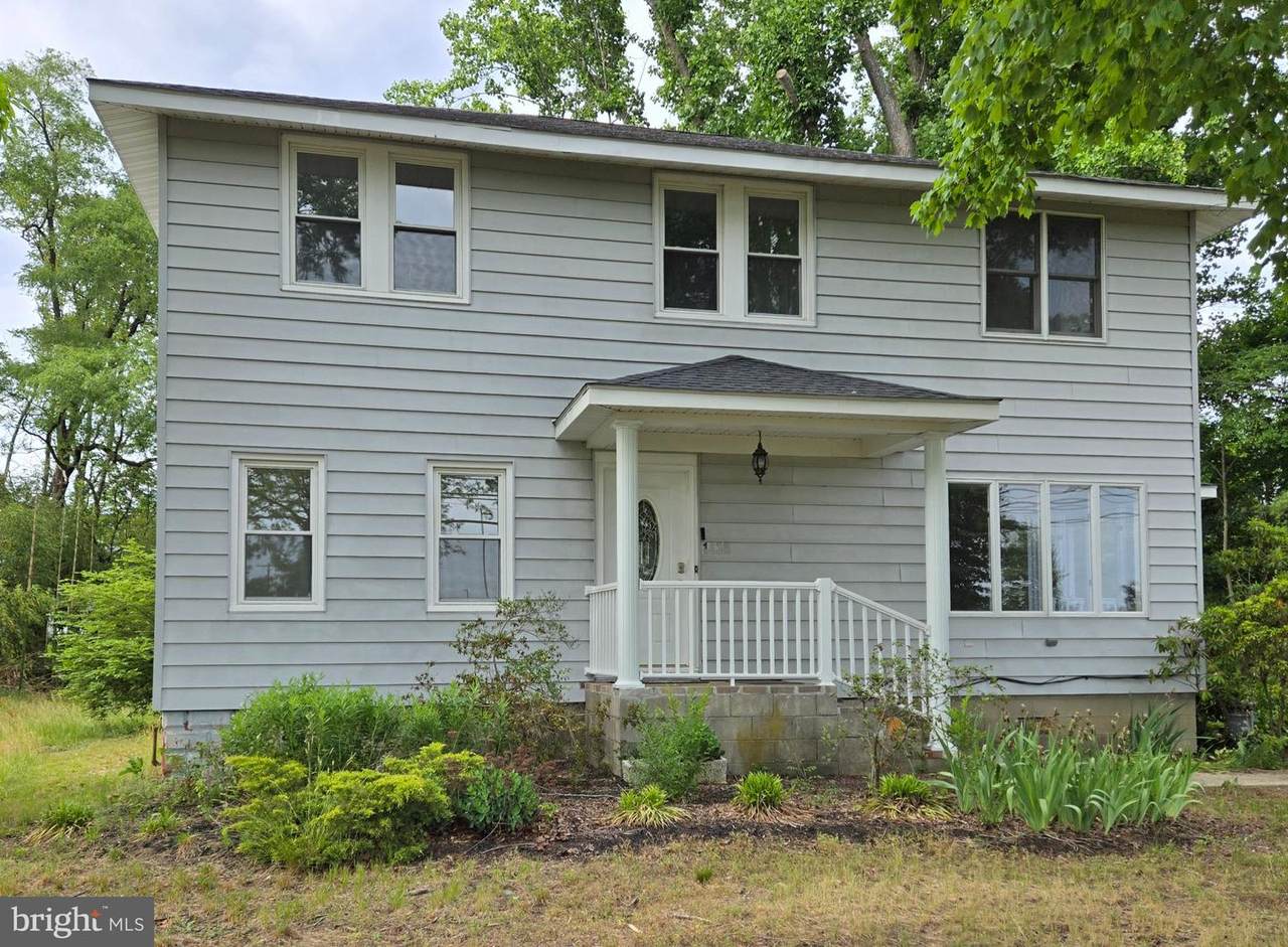 1632 Garden Road - Photo 1
