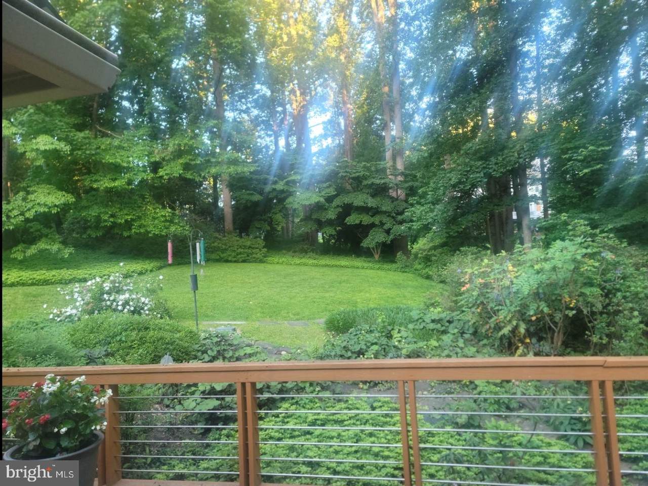 https://bt-photos.global.ssl.fastly.net/brightmls/1280_boomver_1_804975438612-2.jpg