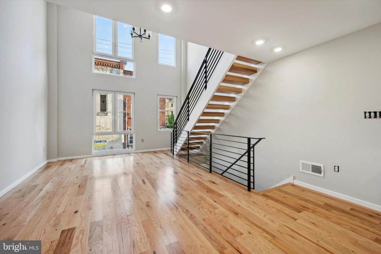 1515 Stiles Street - Photo 1