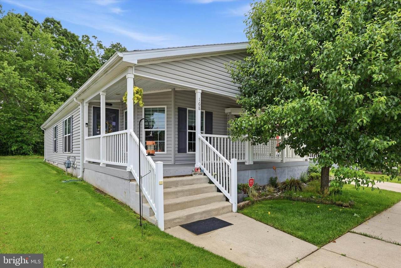 168 Dorian Drive - Photo 1