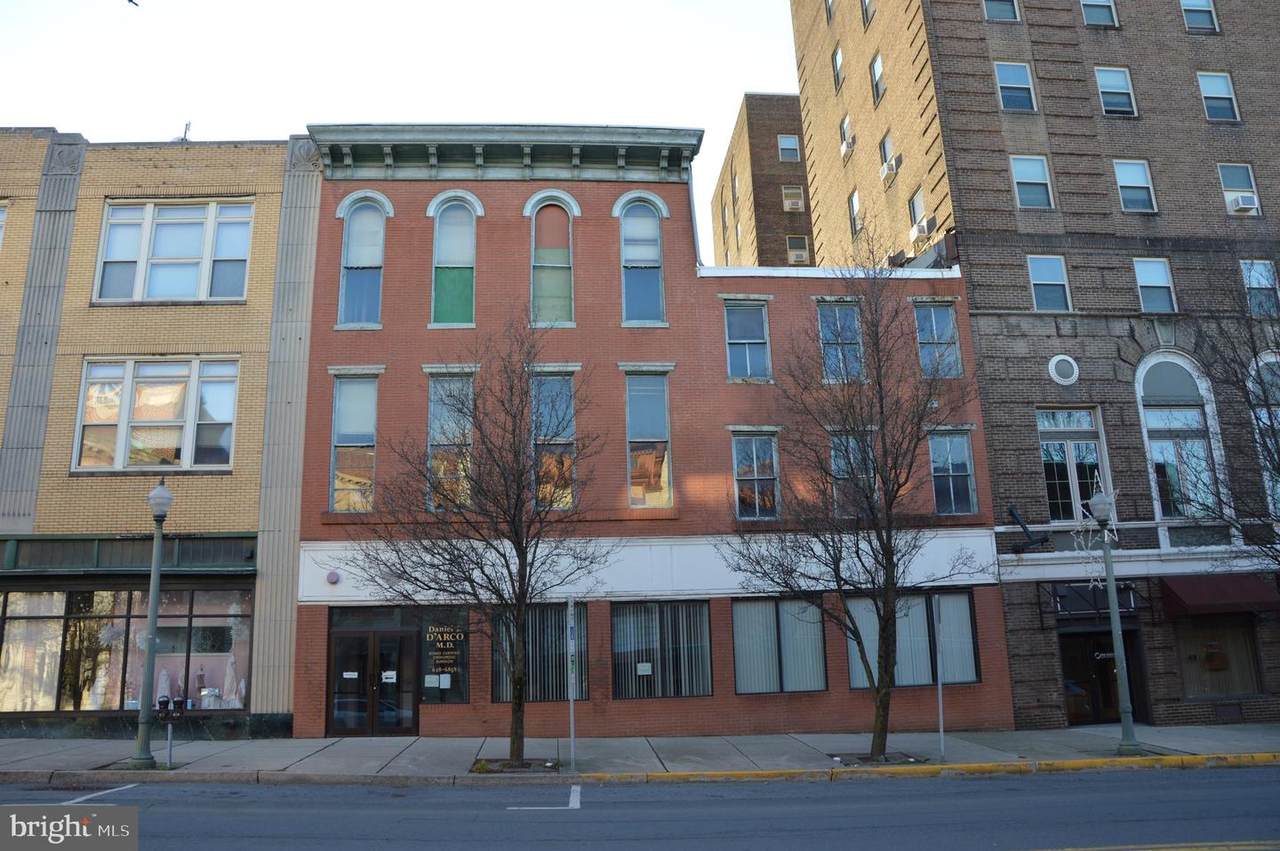 109 Centre Street - Photo 1