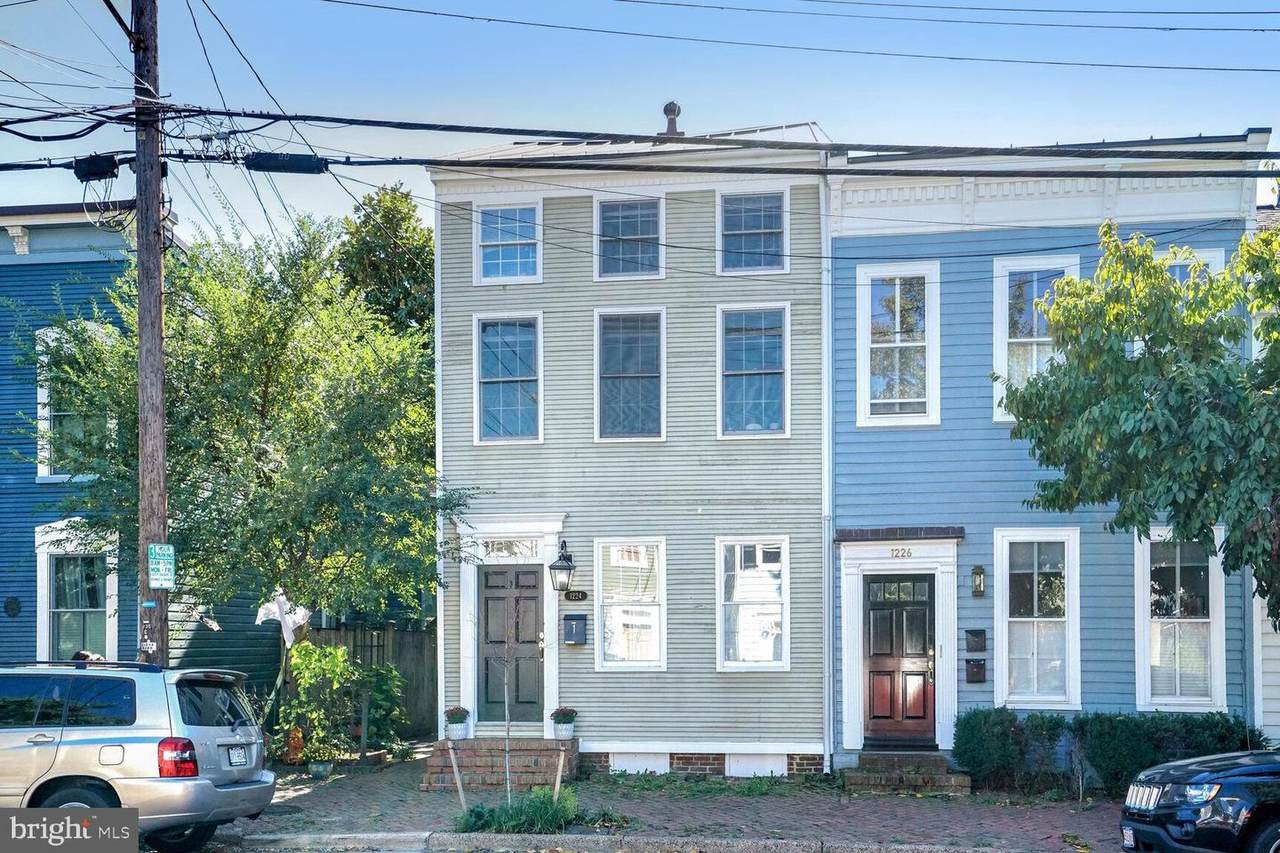 1224 Prince Street - Photo 1