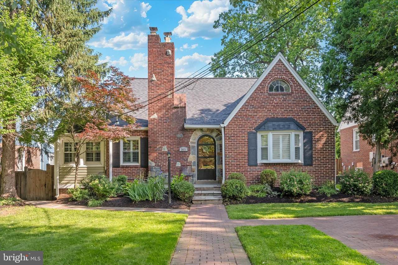 2021 Lansdowne Way - Photo 1