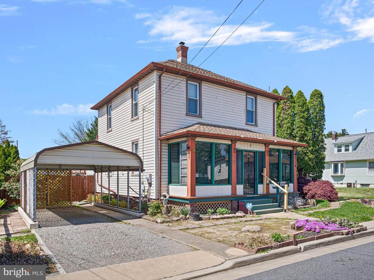 114 Baldt Ave - Photo 1