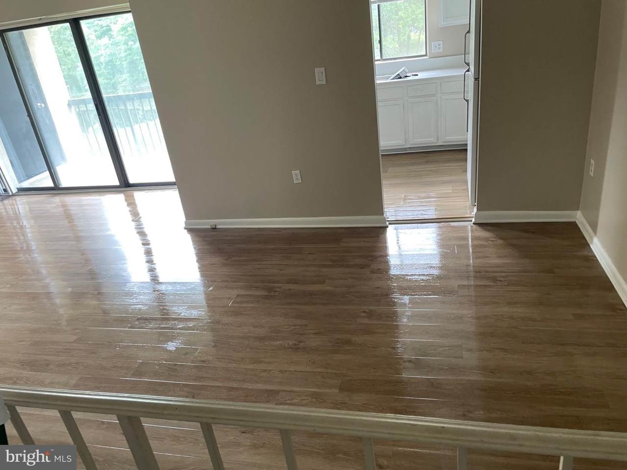 15607 Dorset Road - Photo 1