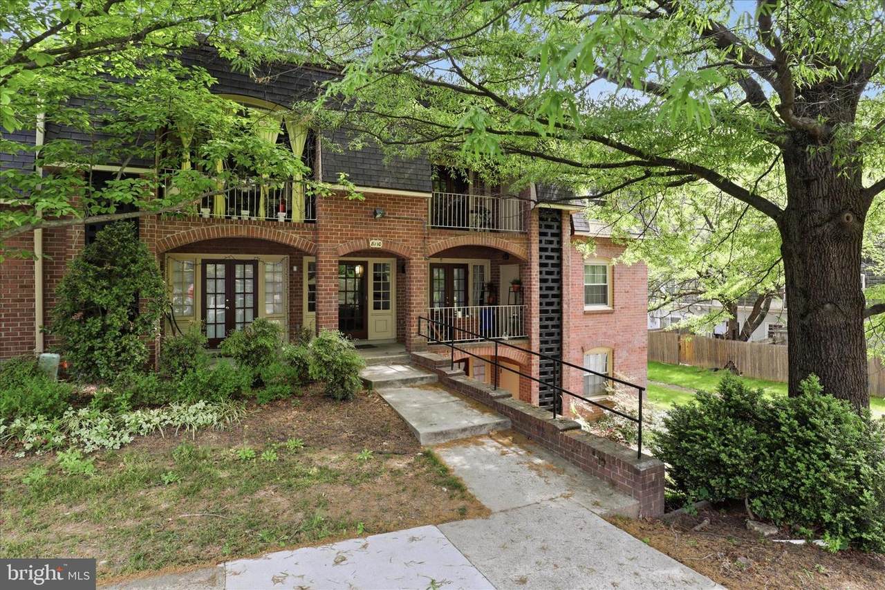 8110 Colony Point Road - Photo 1
