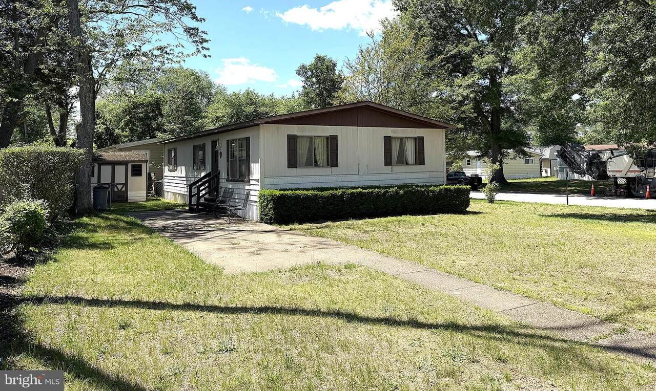 1505 Flanders Lane - Photo 1