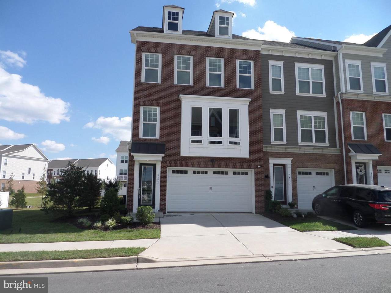 42939 Running Creek Square - Photo 1