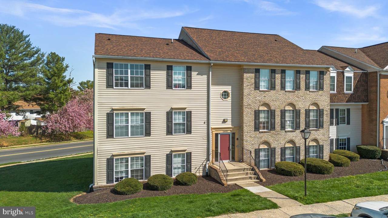 1401 Key Parkway - Photo 1