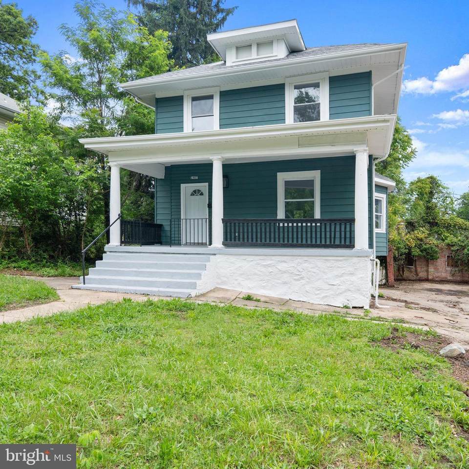 2407 Chelsea Terrace - Photo 1