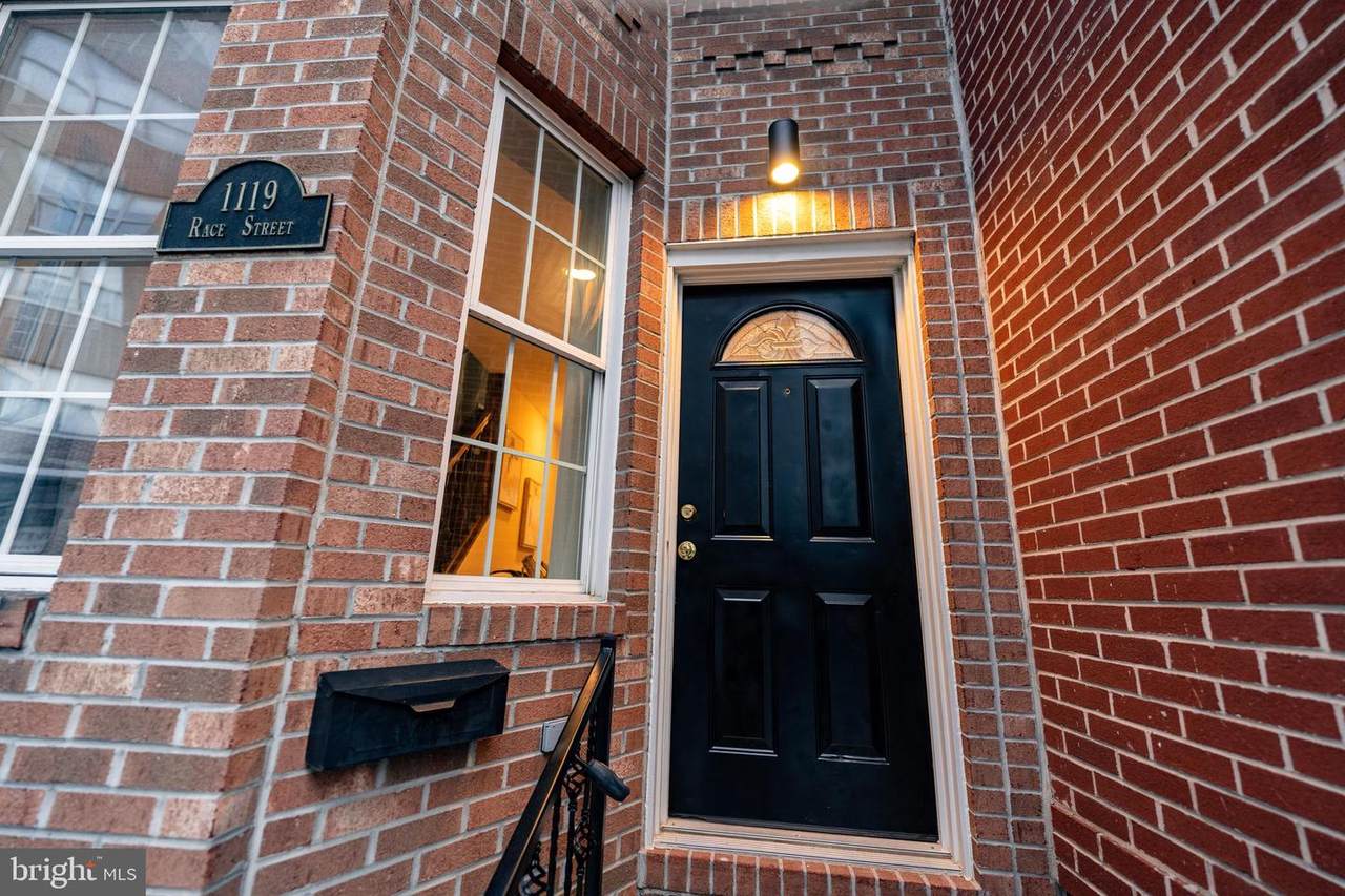1119 Race Street - Photo 1