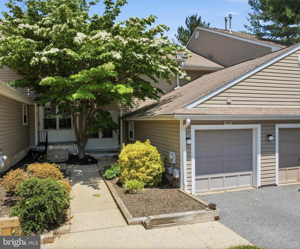 350 Danbury Lane - Photo 1