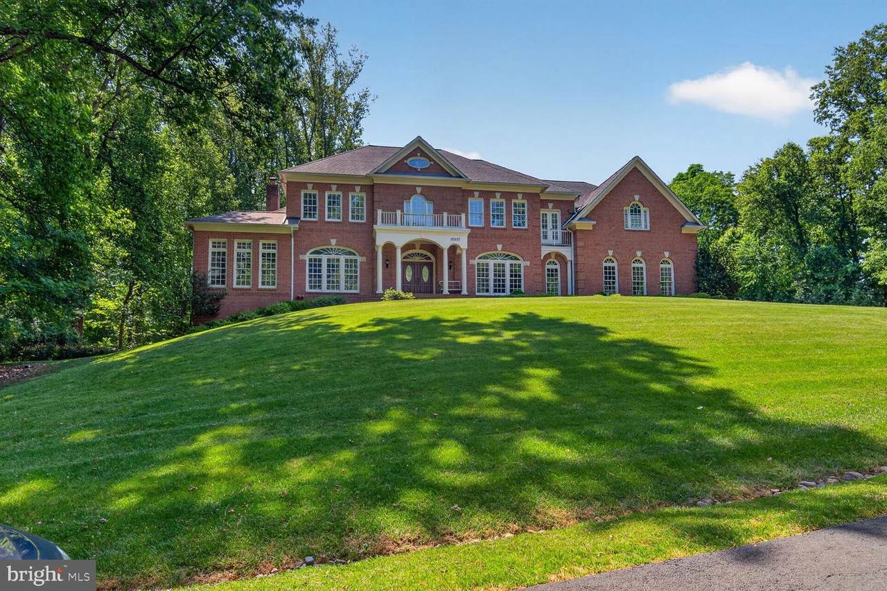 10507 Oakton Ridge Court - Photo 1