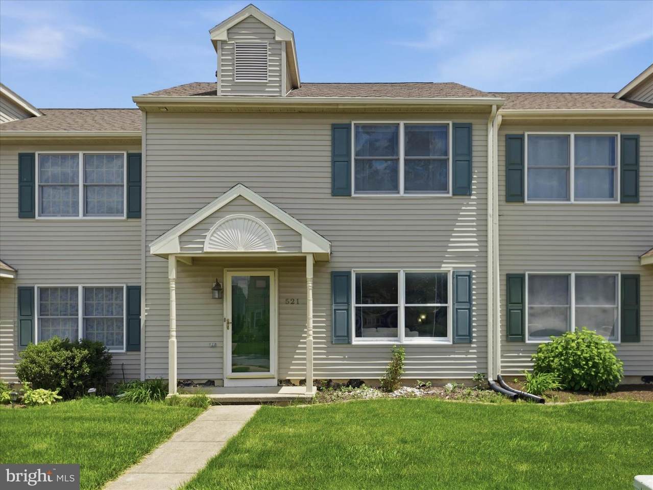 521 Bracken Drive - Photo 1