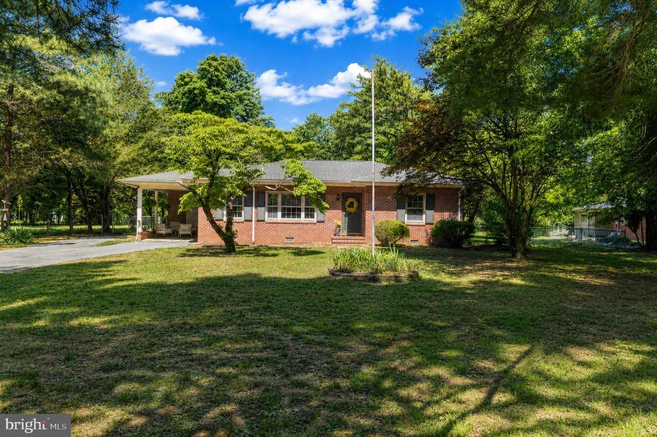 610 Beach Road - Photo 1