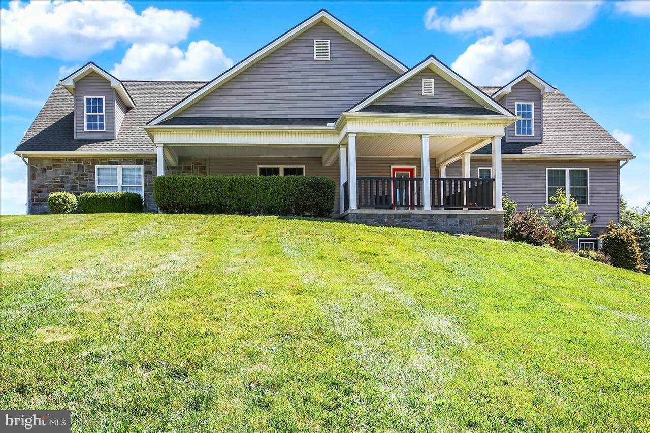 148 Edward Drive - Photo 1